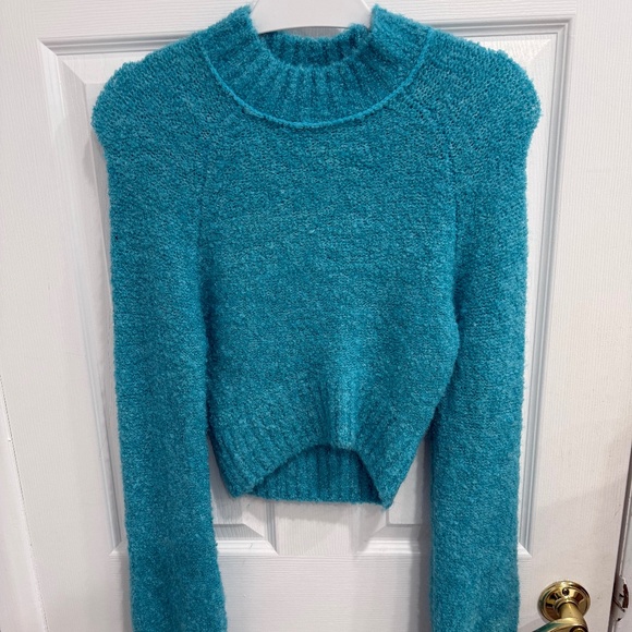 UO Avril Cropped Mock Neck Sweater - Picture 1 of 3